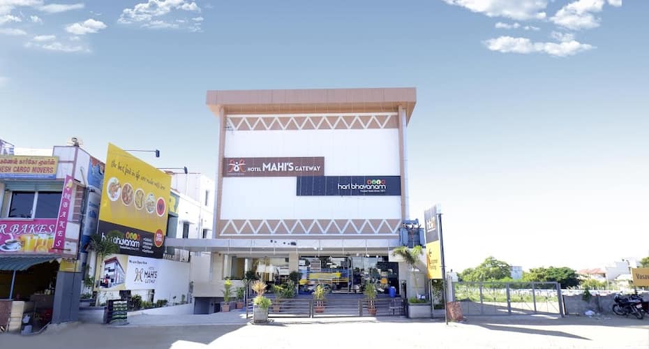 Hotel Mahis Gateway, Coimbatore 1